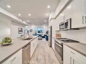 273 W 8th Street, San Pedro (los Angeles) CA 90731