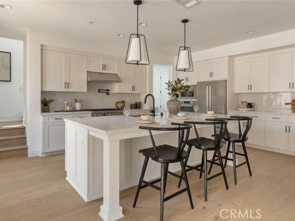 187 E Palm Street, Altadena CA 91001
