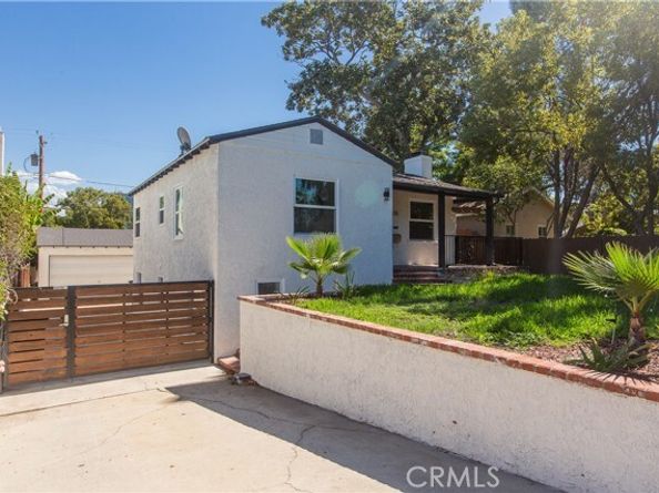 210 N Naomi, Burbank CA 91505