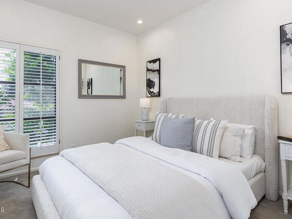 252 Palmetto Drive, Pasadena CA 91105