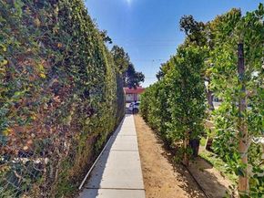 1705 N Madison Avenue, Pasadena CA 91104