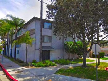 524 E Acacia Avenue