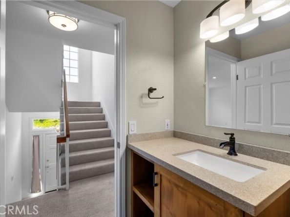1307 W 7th Street 8, San Pedro (los Angeles) CA 90732