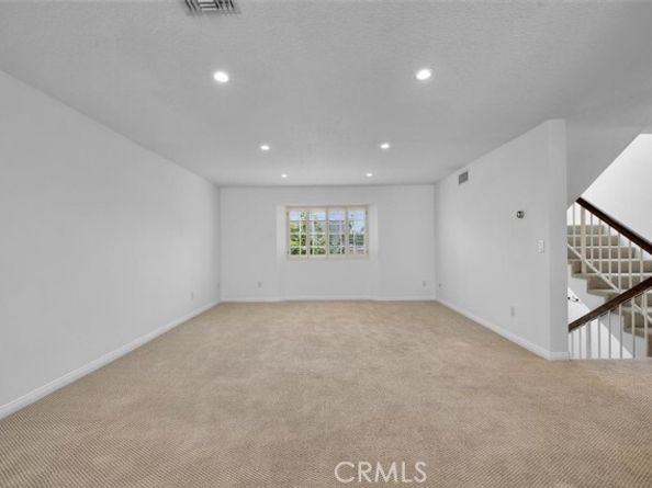 1307 W 7th Street 8, San Pedro (los Angeles) CA 90732