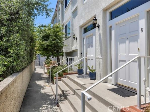 1307 W 7th Street 8, San Pedro (los Angeles) CA 90732