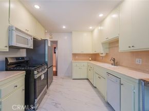 326 Hermosa Avenue 7, Long Beach CA 90802