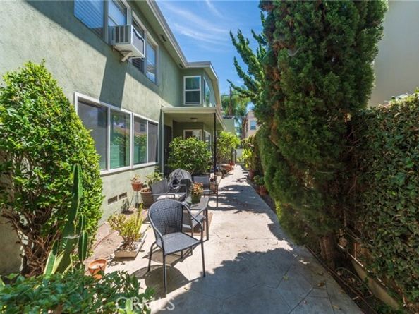 326 Hermosa Avenue 7, Long Beach CA 90802