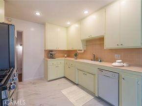 326 Hermosa Avenue 7, Long Beach CA 90802