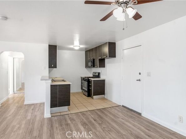 7254 Vassar Ave 308, Canoga Park (los Angeles) CA 91303