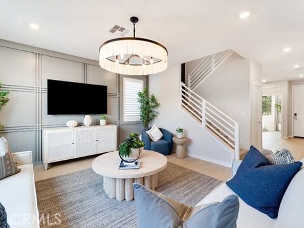 3274 Silo Paseo, Ontario DC 20536