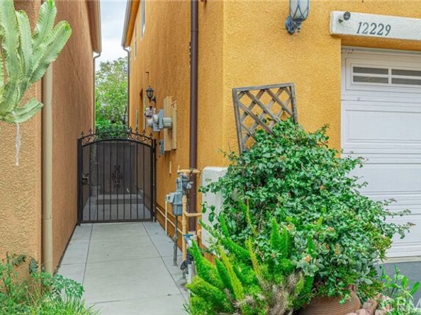 12229 Inspire Lane, Pacoima (los Angeles) CA 91331