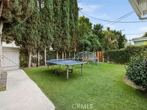 16600 Gilmore Street, Los Angeles CA 91406