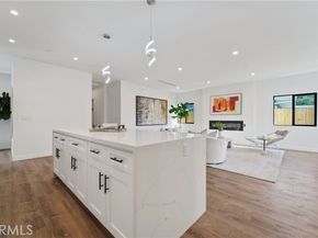 7717 Jamieson Avenue, Reseda (los Angeles) CA 91335