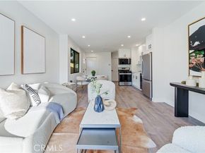 7717 Jamieson Avenue, Reseda (los Angeles) CA 91335