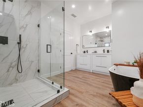 7717 Jamieson Avenue, Reseda (los Angeles) CA 91335