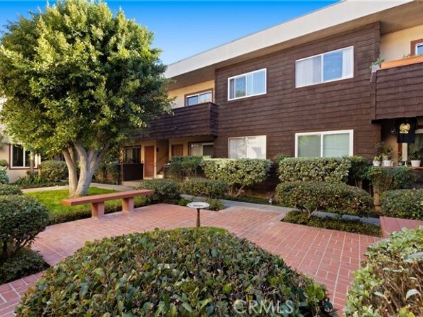 5400 Newcastle Avenue 56, Encino (los Angeles) CA 91316