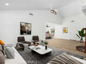 22736 Runnymede, West Hills (los Angeles) CA 91307