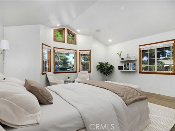 22736 Runnymede, West Hills (los Angeles) CA 91307