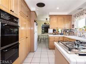 12827 Covello Street, North Hollywood (los Angeles) CA 91605