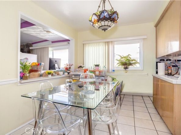 12827 Covello Street, North Hollywood (los Angeles) CA 91605