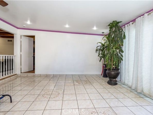 12827 Covello Street, North Hollywood (los Angeles) CA 91605