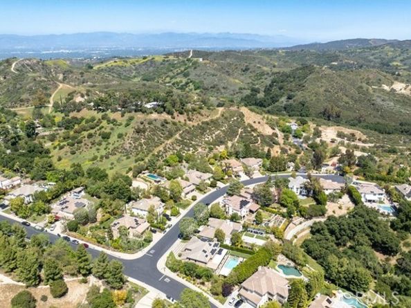 21045 Mendenhall Court, Topanga (los Angeles) CA 90290