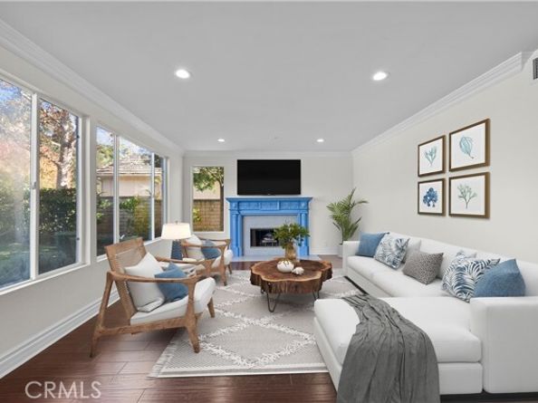 21045 Mendenhall Court, Topanga (los Angeles) CA 90290