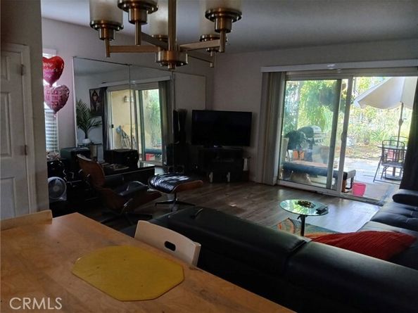 7050 Shoup Avenue 178, Canoga Park (los Angeles) CA 91303