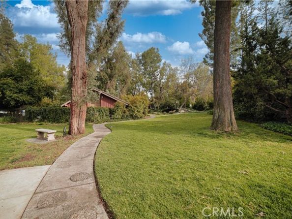 7050 Shoup Avenue 178, Canoga Park (los Angeles) CA 91303