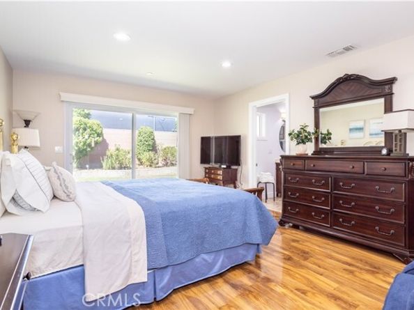 11223 Gothic Avenue, Granada Hills (los Angeles) CA 91344