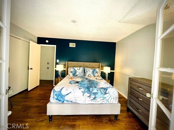 20142 Santa Rita Street, Woodland Hills (los Angeles) CA 91364