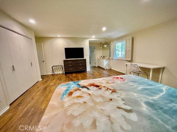 20142 Santa Rita Street, Woodland Hills (los Angeles) CA 91364
