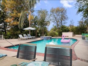 20142 Santa Rita Street, Woodland Hills (los Angeles) CA 91364