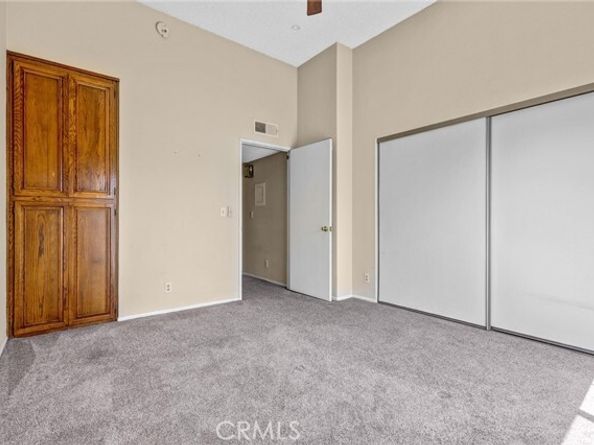 6939 Alabama Avenue 105, Canoga Park (los Angeles) CA 91303