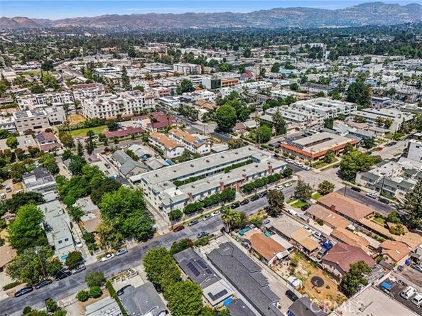 6939 Alabama Avenue 105, Canoga Park (los Angeles) CA 91303