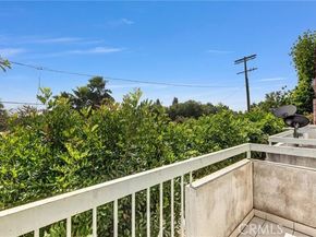 6939 Alabama Avenue 105, Canoga Park (los Angeles) CA 91303