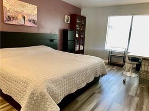 6815 Remmet Avenue 216, Canoga Park (los Angeles) CA 91303