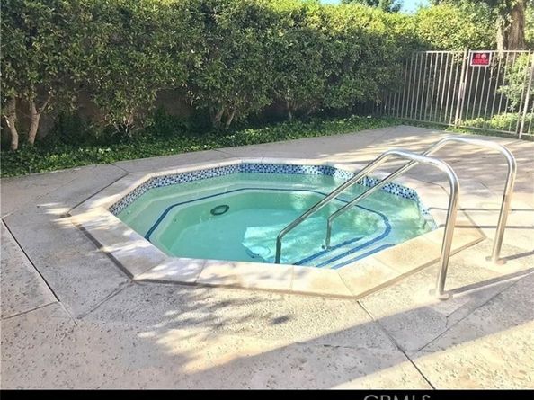 6815 Remmet Avenue 216, Canoga Park (los Angeles) CA 91303