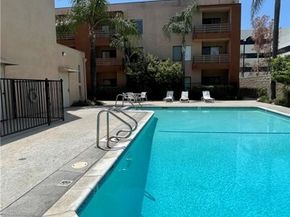 6815 Remmet Avenue 216, Canoga Park (los Angeles) CA 91303