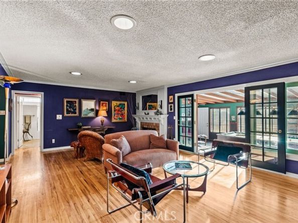 9548 Cedros Avenue, Panorama City (los Angeles) CA 91402