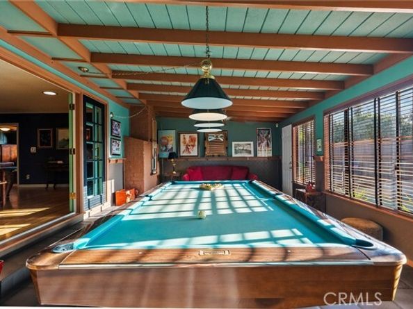 9548 Cedros Avenue, Panorama City (los Angeles) CA 91402