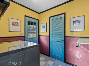 9548 Cedros Avenue, Panorama City (los Angeles) CA 91402