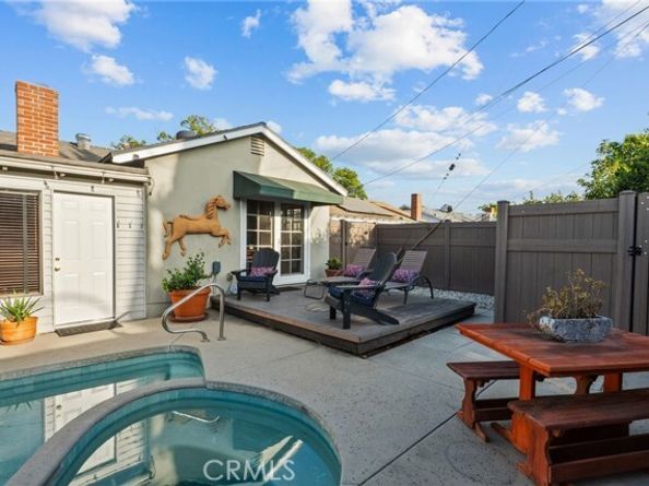 9548 Cedros Avenue, Panorama City (los Angeles) CA 91402