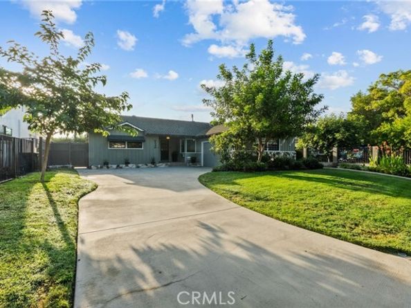 9548 Cedros Avenue, Panorama City (los Angeles) CA 91402