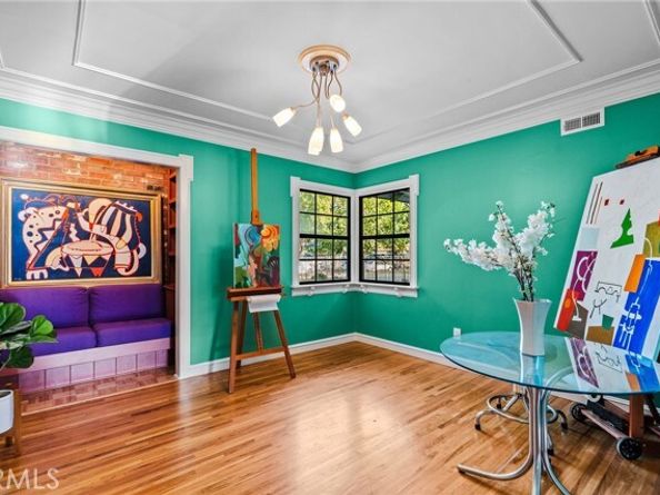 9548 Cedros Avenue, Panorama City (los Angeles) CA 91402