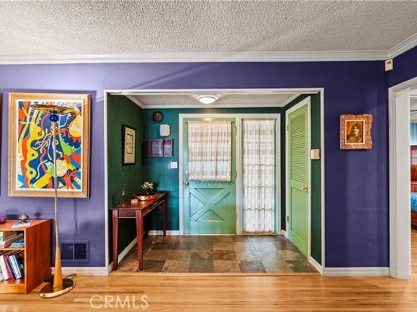 9548 Cedros Avenue, Panorama City (los Angeles) CA 91402