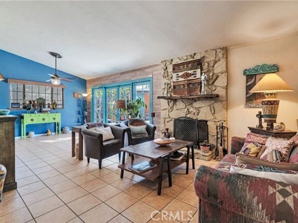 17349 Hartland Street, Van Nuys (los Angeles) CA 91406