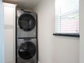 5919 Cantaloupe Avenue, Los Angeles CA 91401