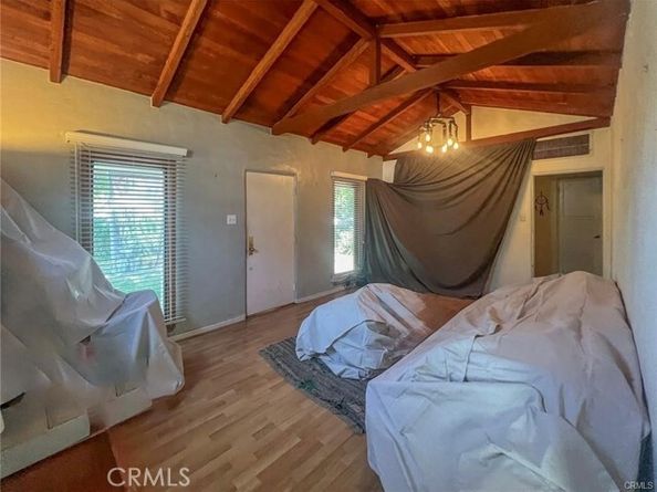 5919 Cantaloupe Avenue, Los Angeles CA 91401