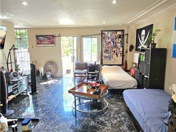 13080 Dronfield Avenue 13, Sylmar (los Angeles) CA 91342